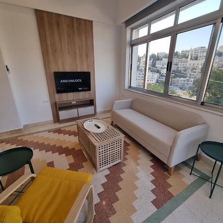 Downtown Living Boutique Apartments Amman Exterior photo