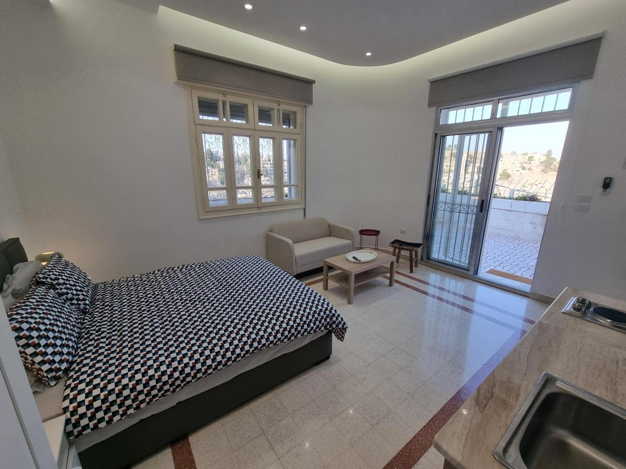 Downtown Living Boutique Apartments Amman Exterior photo